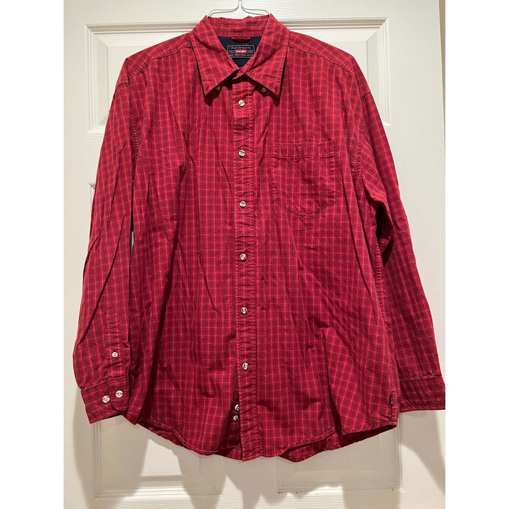 Wrangler Red Men’s Button Down Stripes Size Large